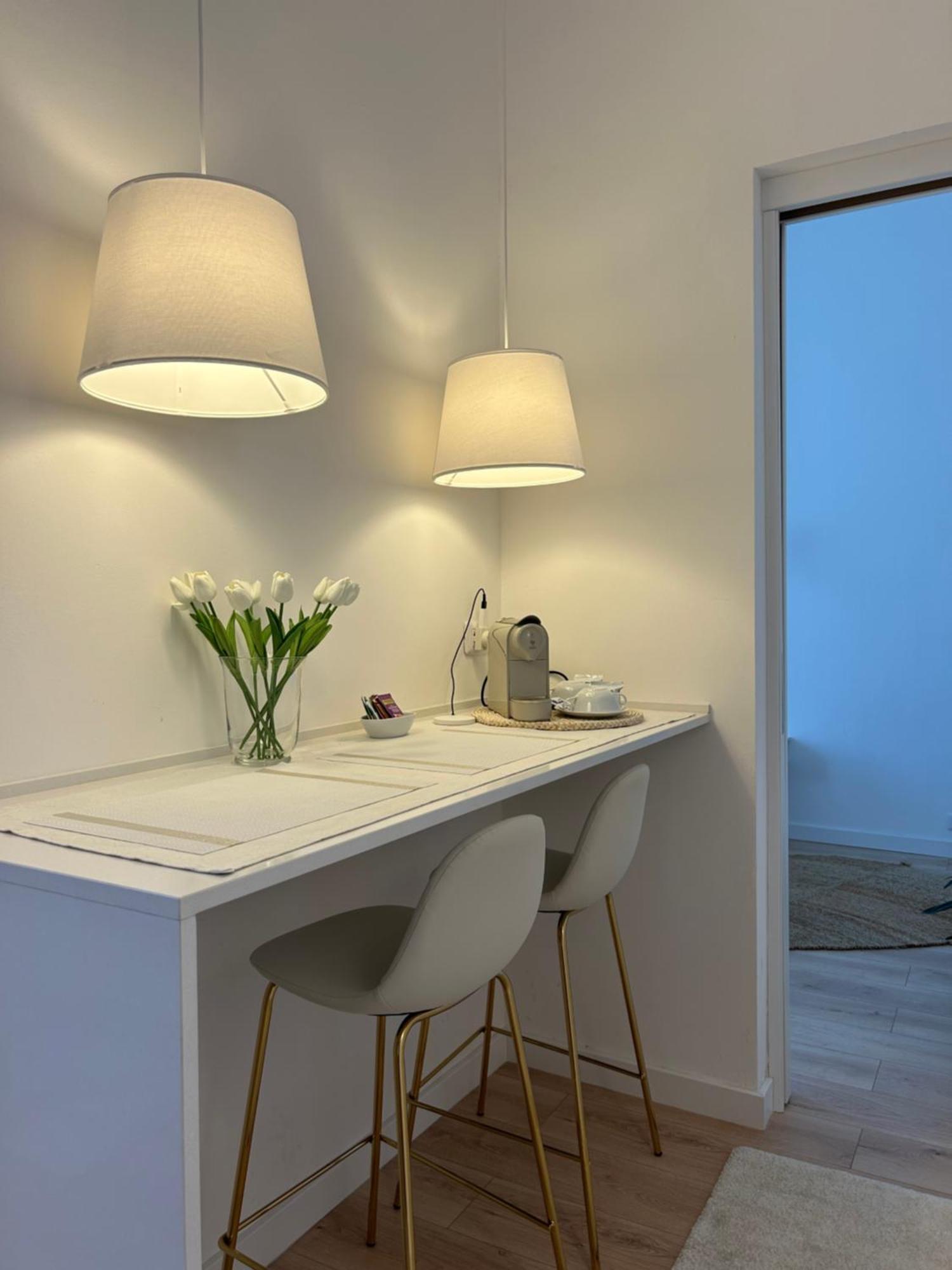 V&C Home Rental Specialist Appartamenti Fronte Lago Maggiore Germignaga Extérieur photo